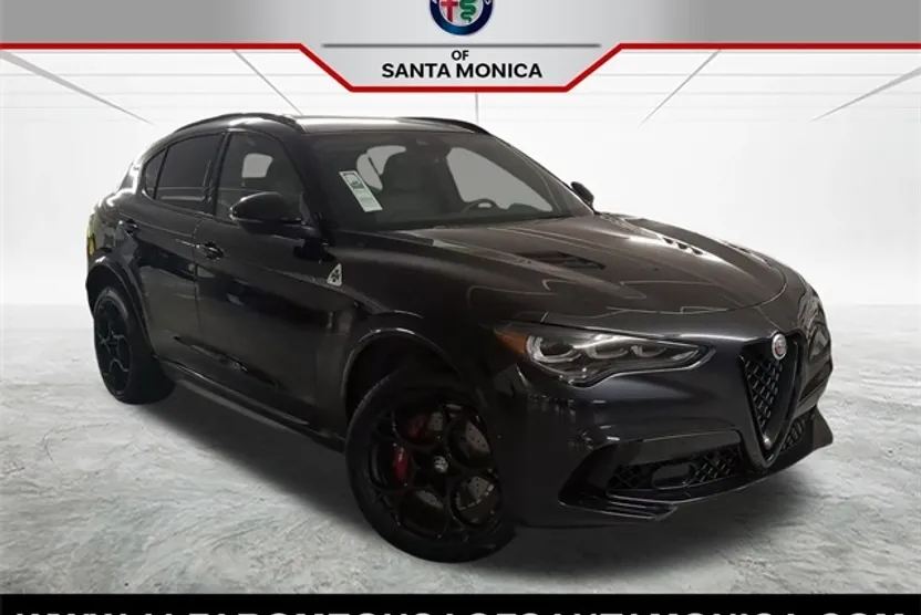 2024 Alfa Romeo Stelvio Quadrifoglio photo 1