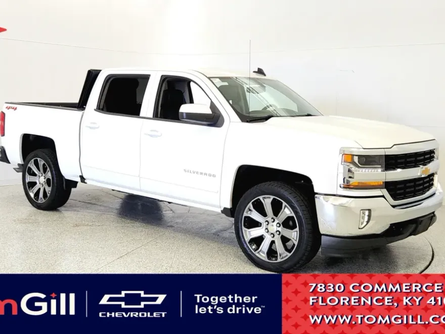 2018 Chevrolet Silverado 1500 LT photo 1