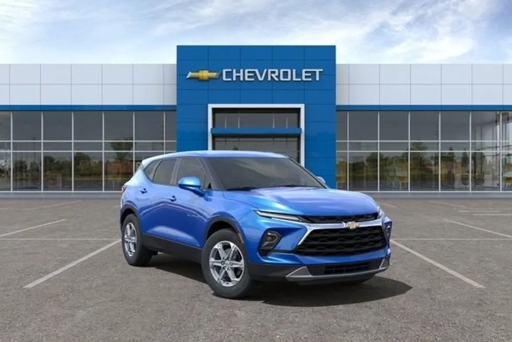 2025 Chevrolet Blazer 2LT photo 1