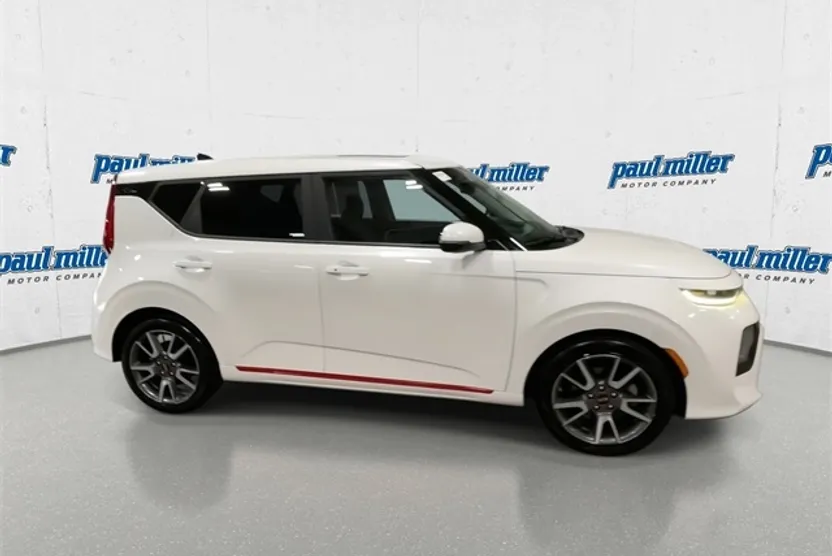 2020 Kia Soul GT-Line Turbo photo 1