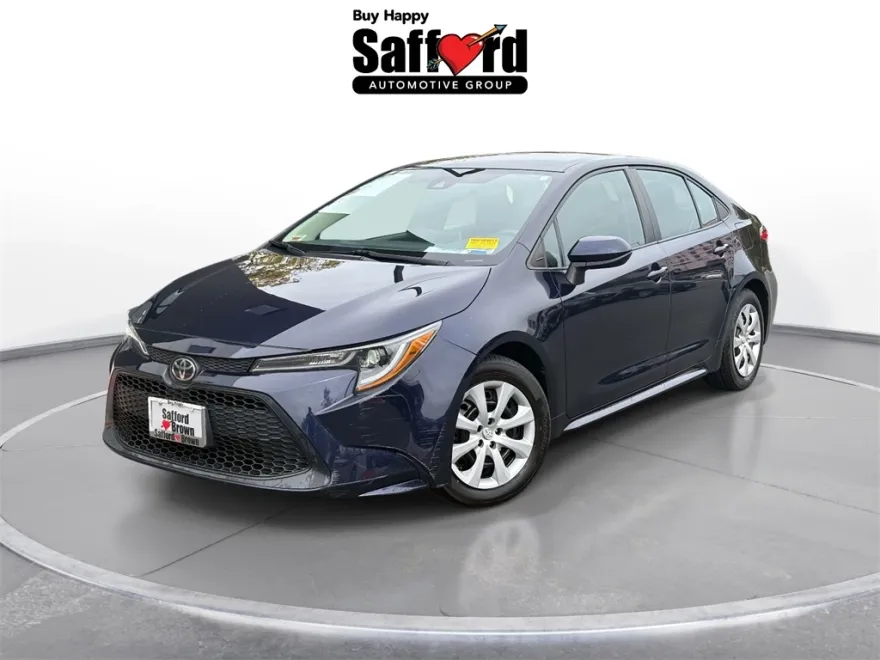 2020 Toyota Corolla LE photo 1