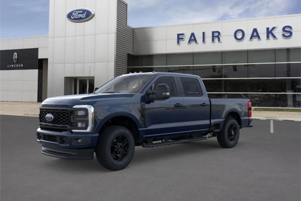 2025 Ford F-350 XL photo 1