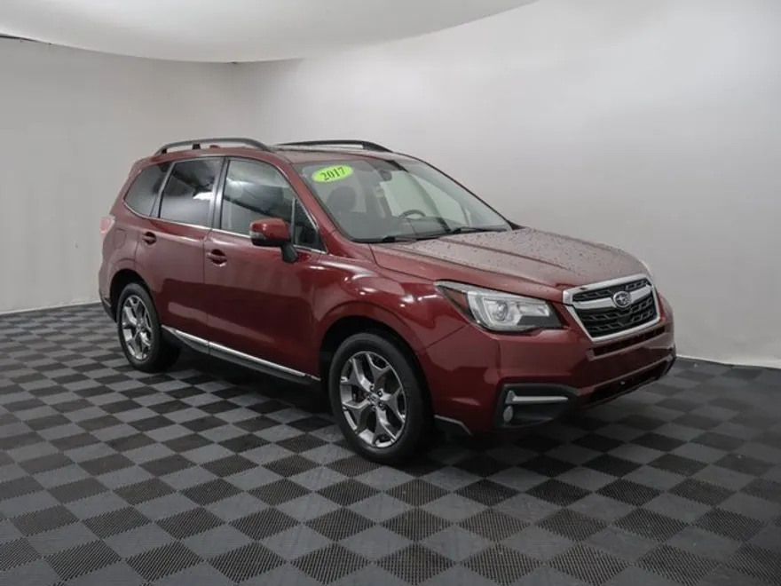 2017 Subaru Forester 2.5i Touring photo 1