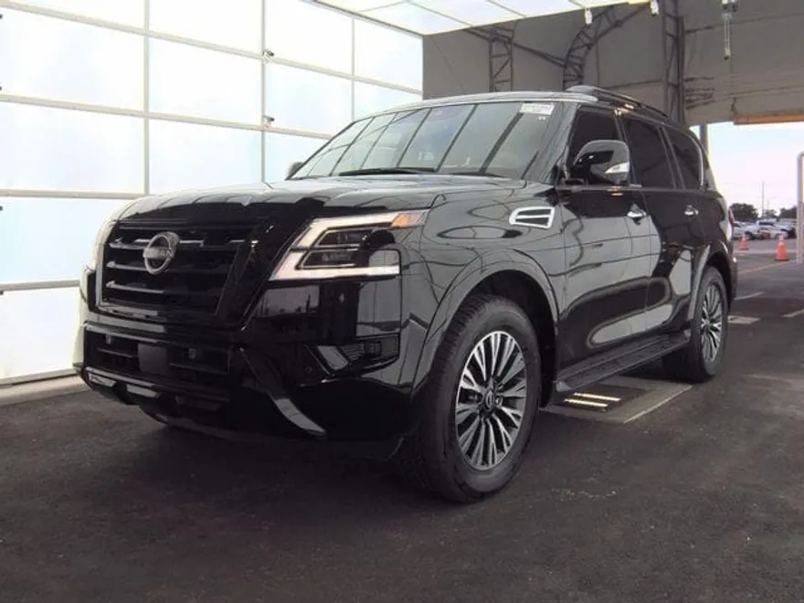 2024 Nissan Armada SL photo 1