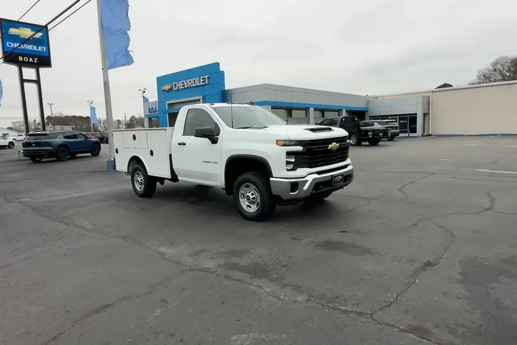 2025 Chevrolet Silverado 2500HD photo 1