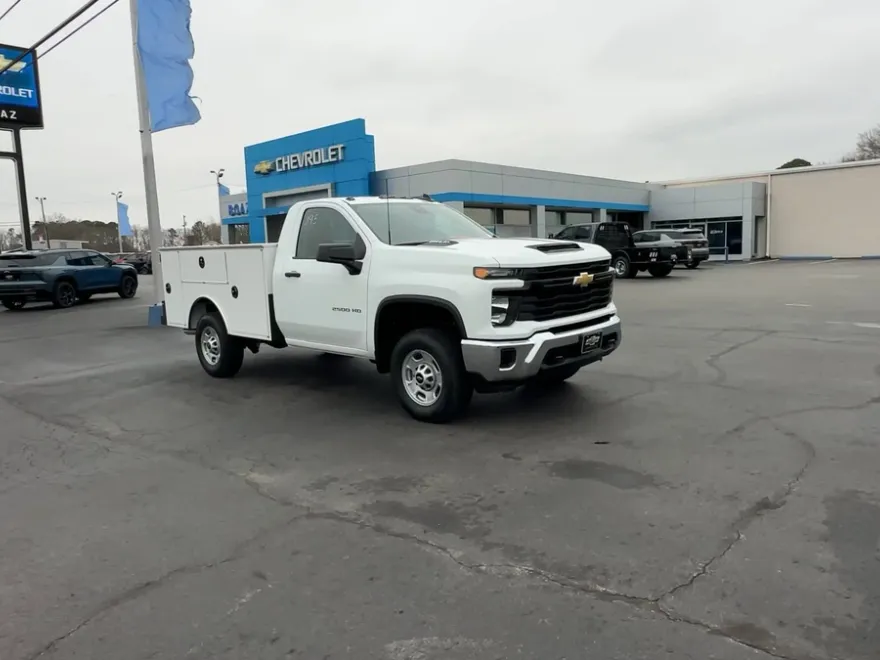 2025 Chevrolet Silverado 2500HD photo 1