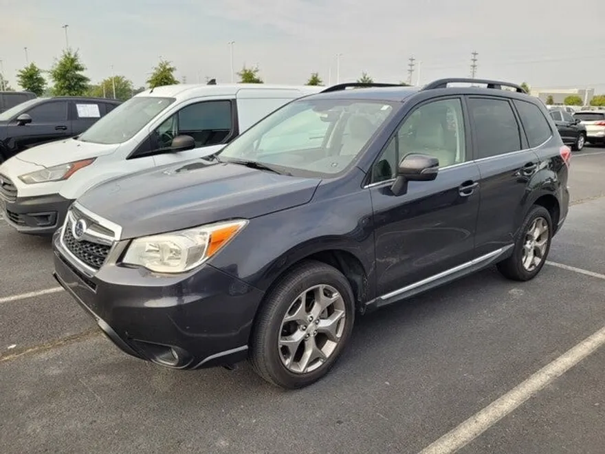 2016 Subaru Forester 2.5i Touring photo 1