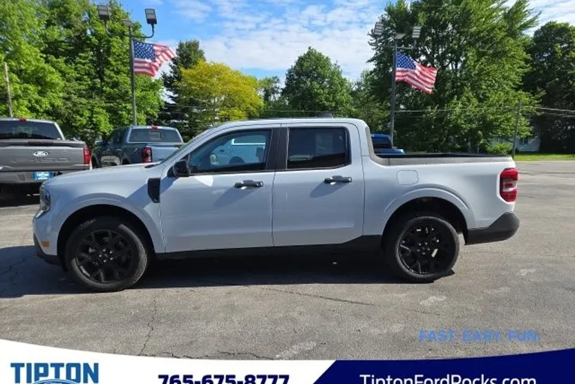 2025 Ford Maverick XLT photo 1