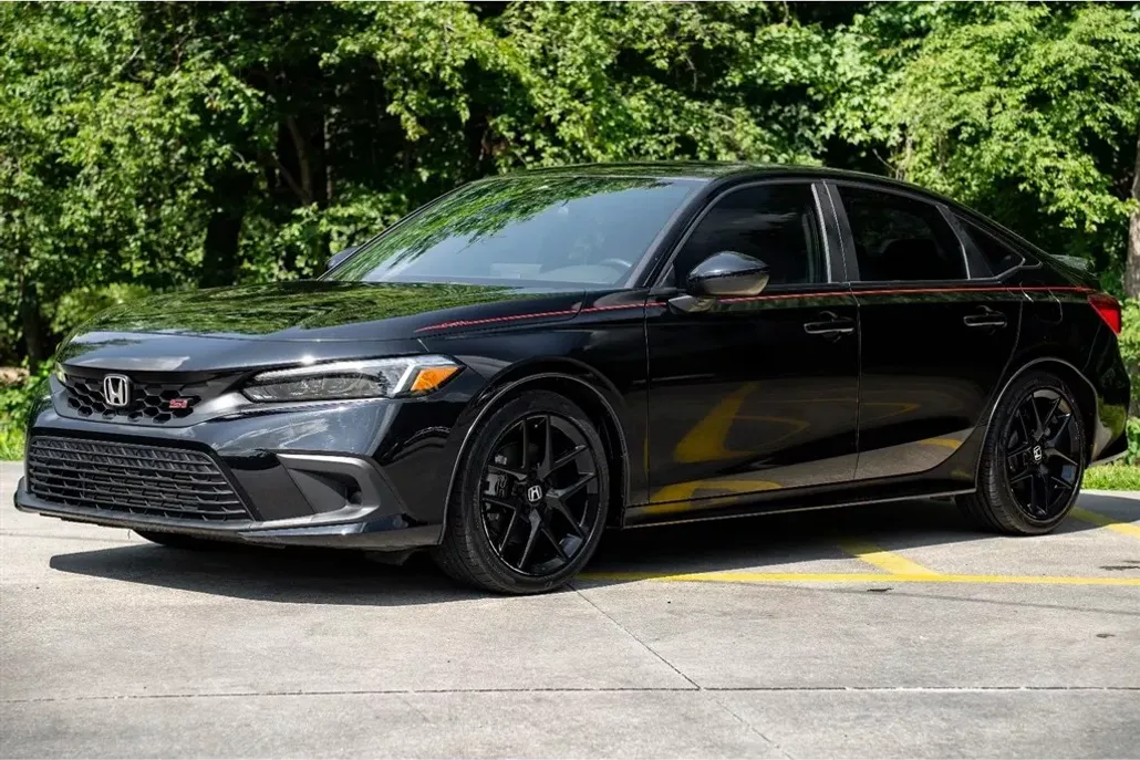 2022 Honda Civic Si photo 1