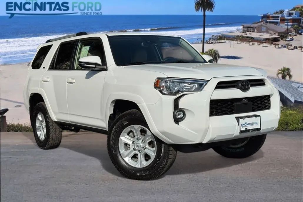 2022 Toyota 4Runner SR5 Premium photo 1