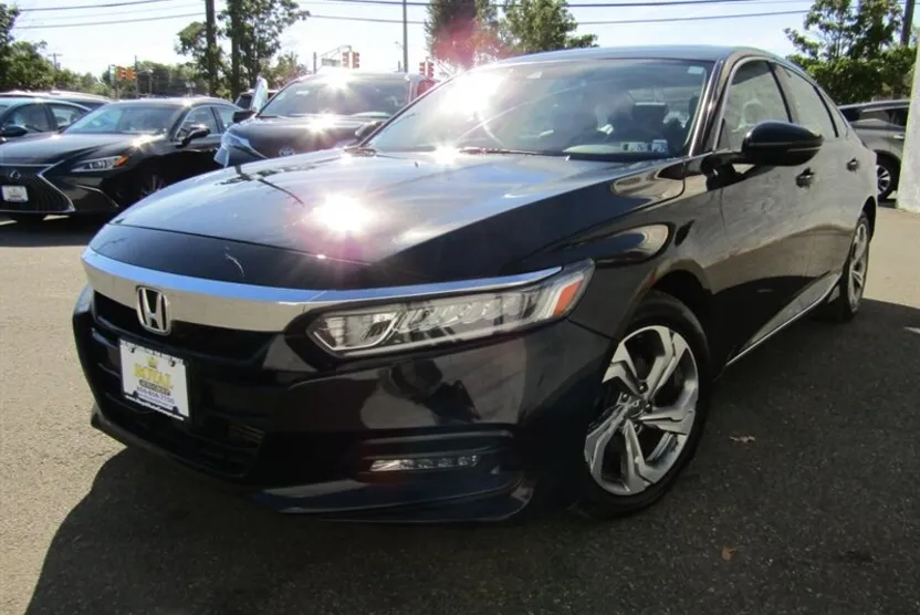 2019 Honda Accord EX-L photo 1