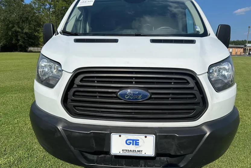 2017 Ford Transit Van photo 1