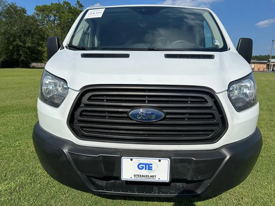 2017 Ford Transit Van photo 1