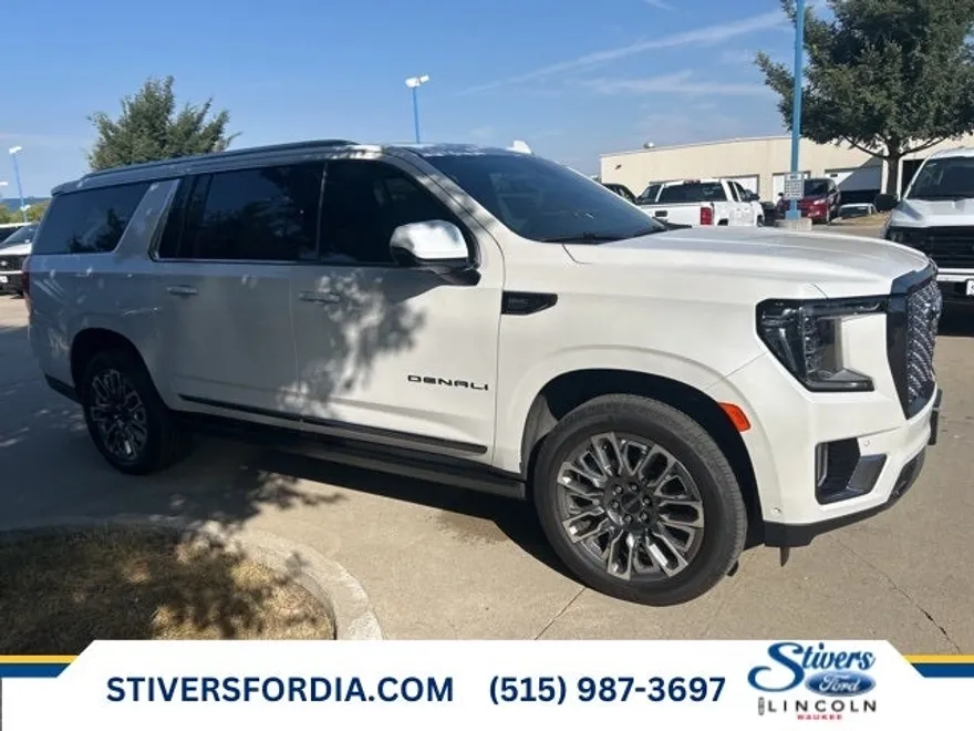 2023 Gmc Yukon XL Denali Ultimate photo 1