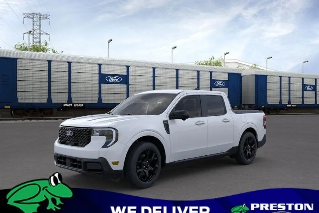 2025 Ford Maverick Lariat photo 1
