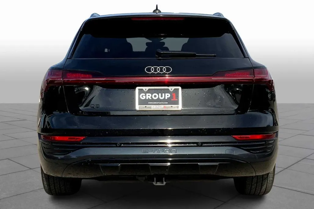 2024 Audi Q8 E-tron Premium Plus photo 1