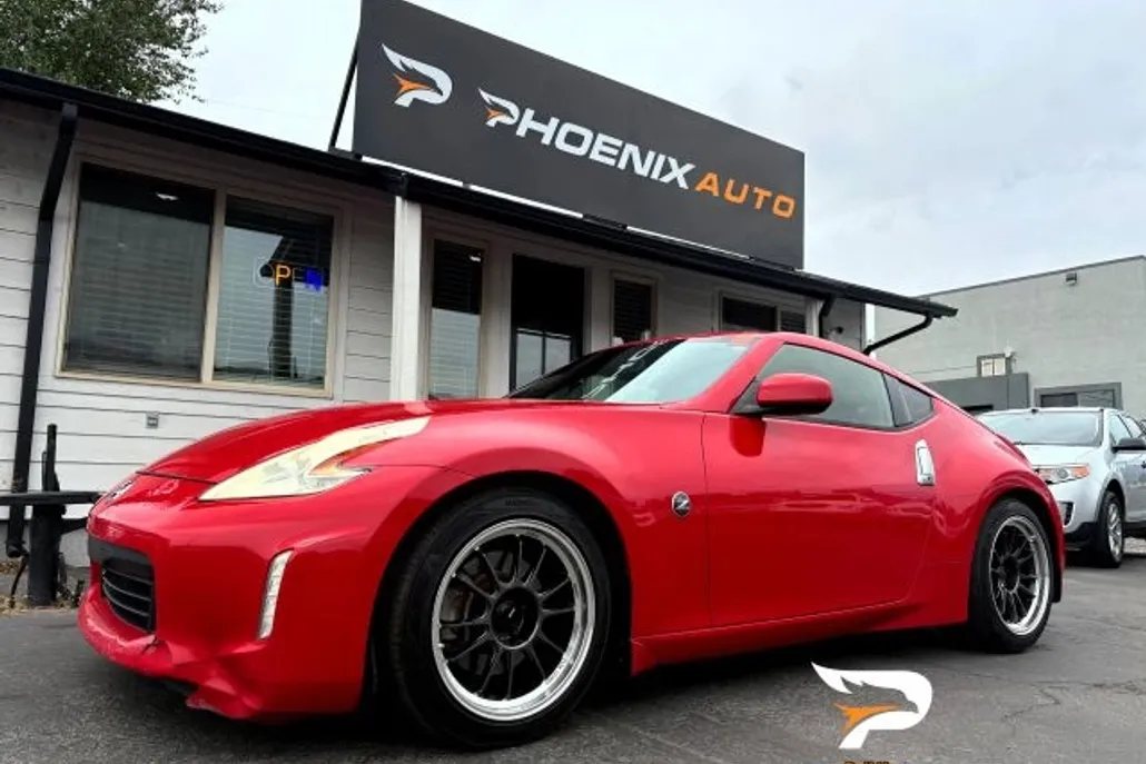 2016 Nissan 370Z photo 1