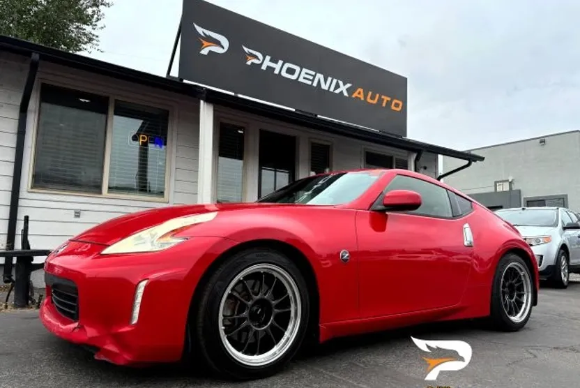 2016 Nissan 370Z photo 1