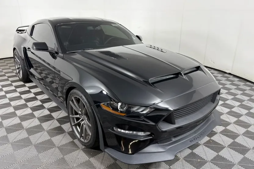 2019 Ford Mustang GT Premium photo 1