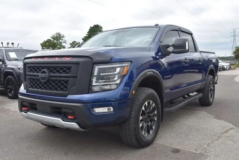 2021 Nissan Titan PRO-4X photo 1