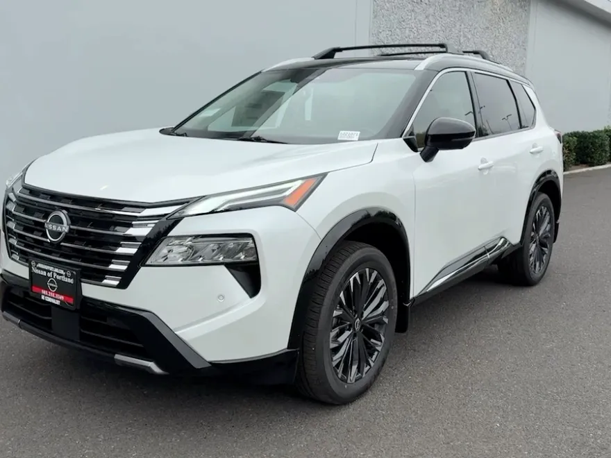 2026 Nissan Rogue Platinum photo 1