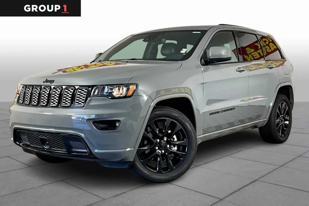 2020 Jeep Grand Cherokee Altitude photo 1