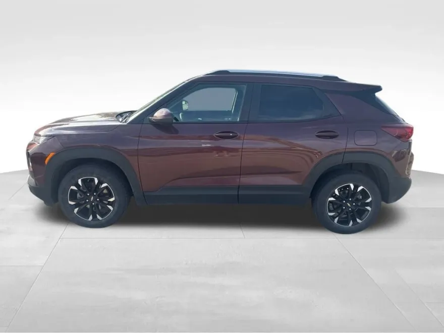 2022 Chevrolet Trailblazer LT photo 1