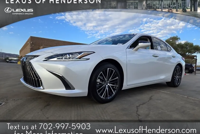 2025 Lexus ES 300h photo 1