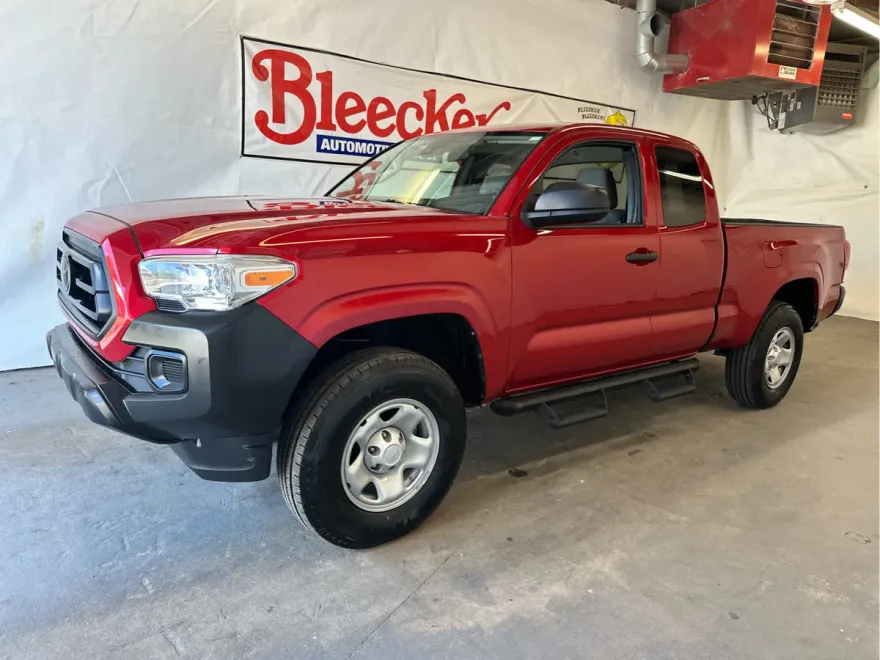 2021 Toyota Tacoma 4x4 SR photo 1