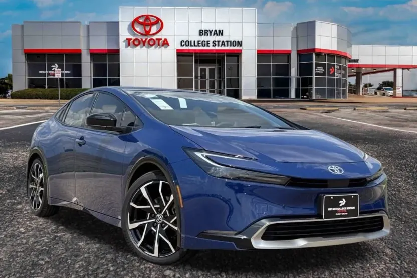 2026 Toyota Prius XSE Plug-in Hybrid photo 1