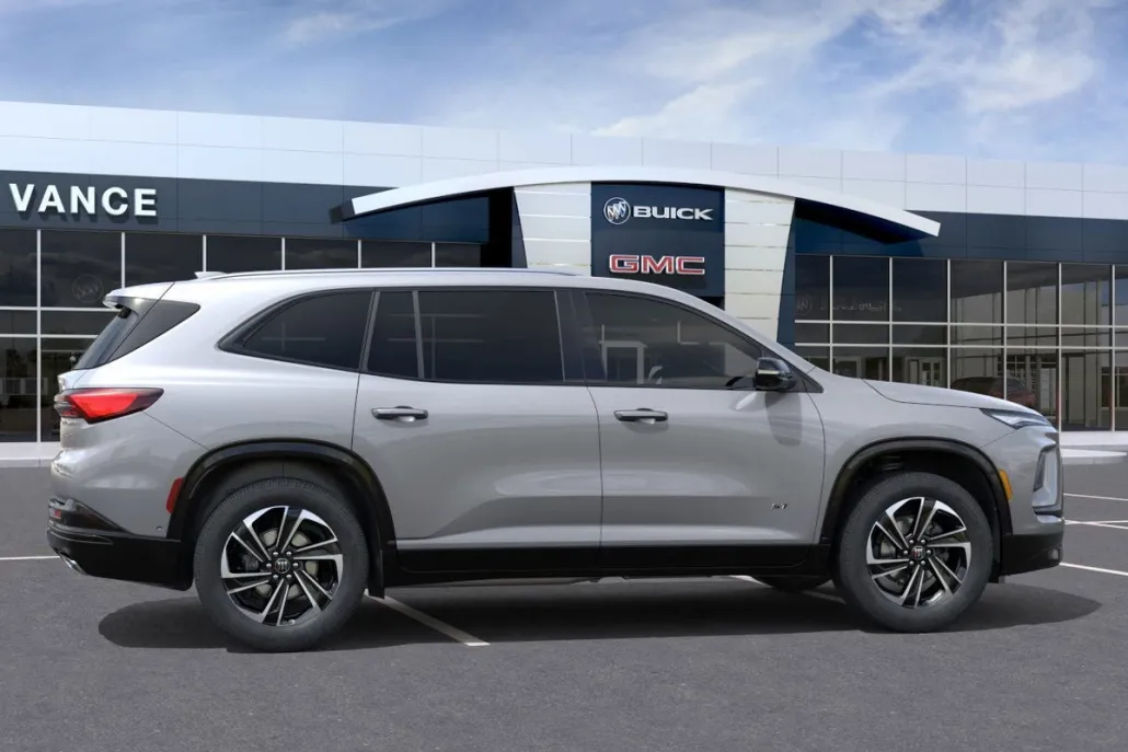 2026 Buick Enclave Sport Touring photo 1