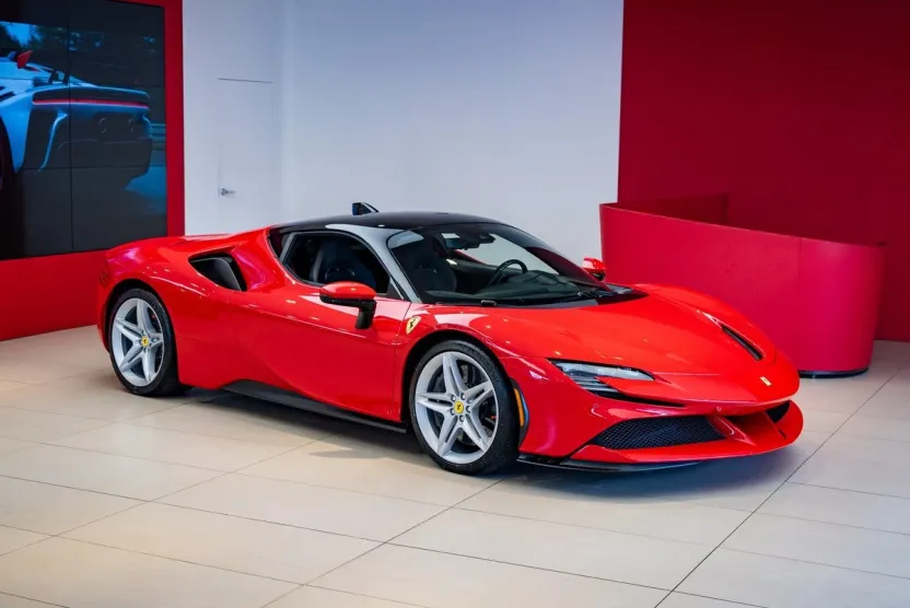 2023 Ferrari SF90 Stradale Base photo 1