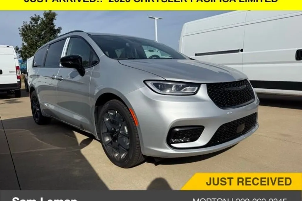 2026 Chrysler Pacifica Limited photo 1