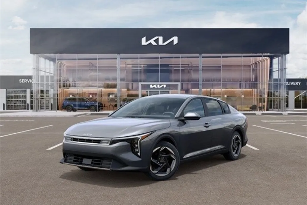2025 Kia K4 EX photo 1