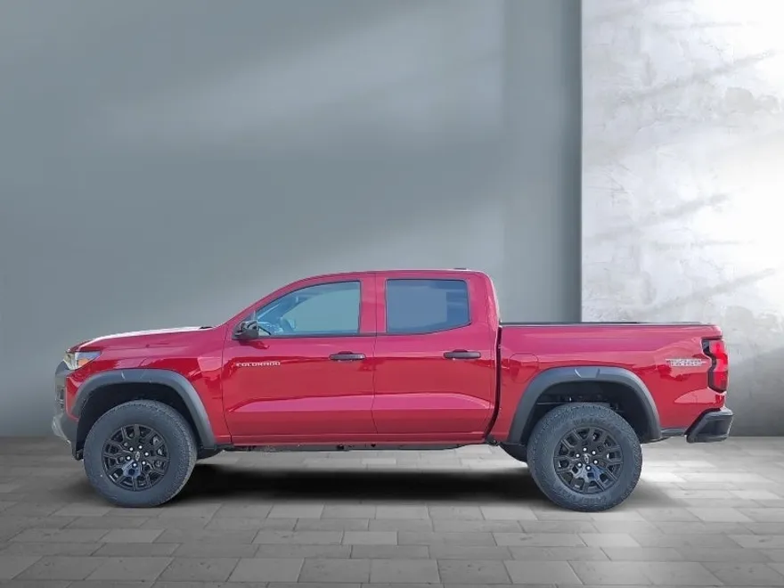 2026 Chevrolet Colorado Trail Boss photo 1