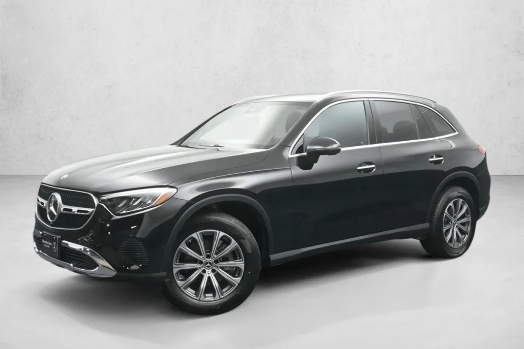 2025 Mercedes Benz GLC 300 4MATIC photo 1