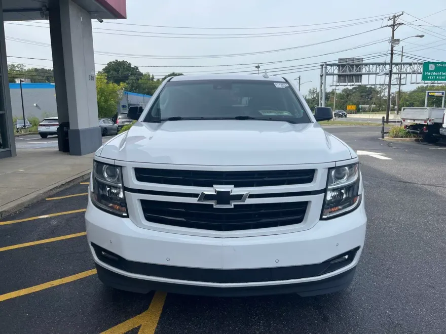 2018 Chevrolet Suburban Premier photo 1
