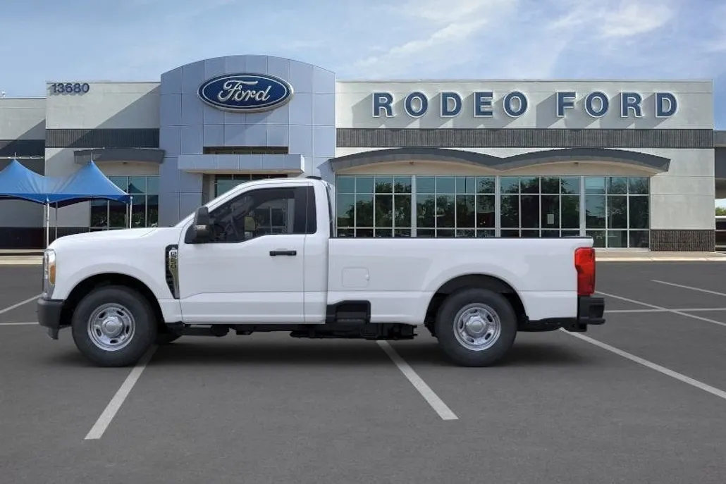 2024 Ford F-250 XL photo 1