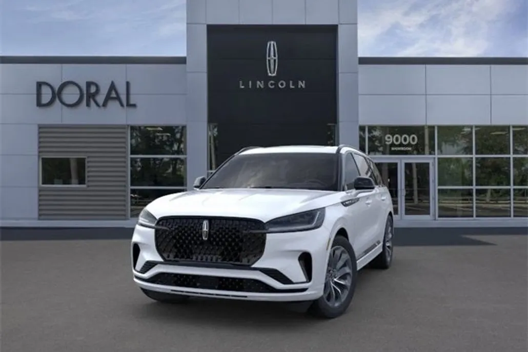2025 Lincoln Aviator Premiere photo 1