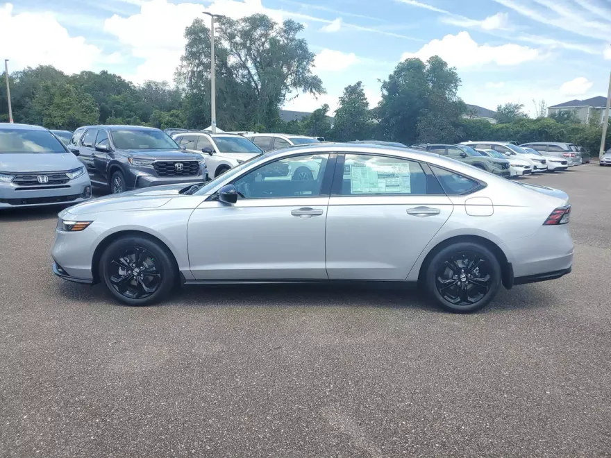 2025 Honda Accord SE photo 1