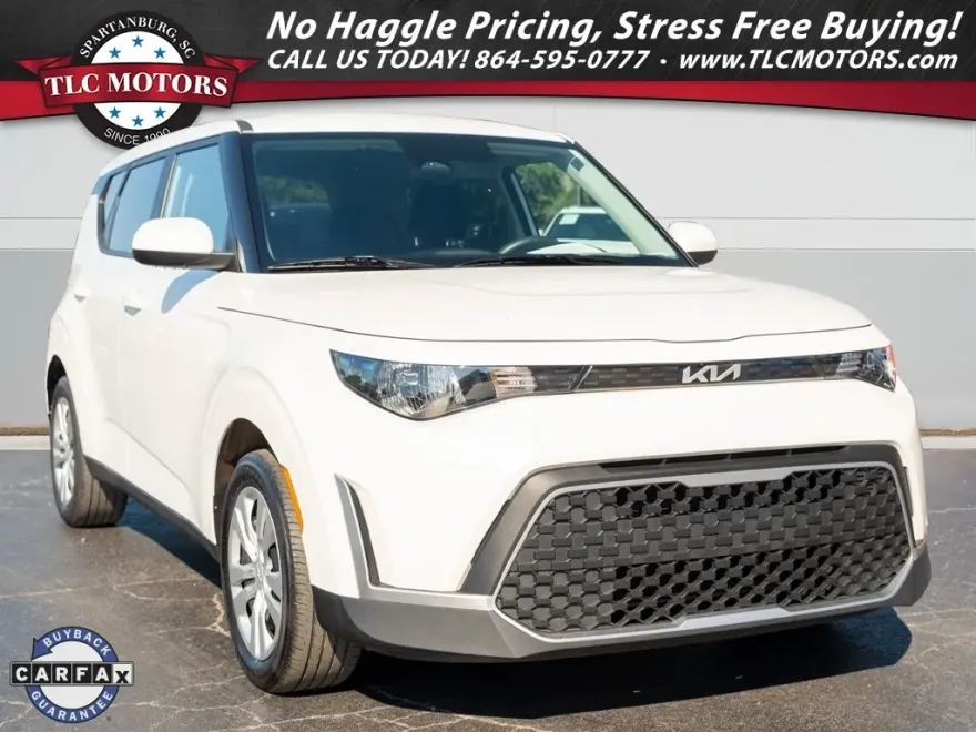 2023 Kia Soul LX photo 1
