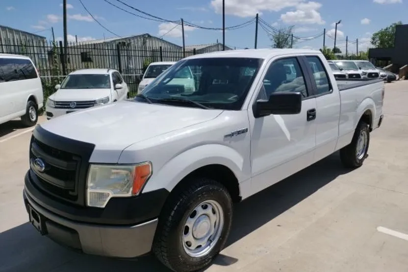 2014 Ford F-150 photo 1