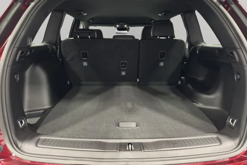 2025 Jeep Grand Cherokee Laredo Altitude photo 1