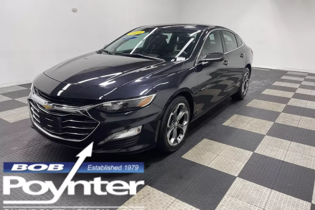 2023 Chevrolet Malibu 1LT photo 1