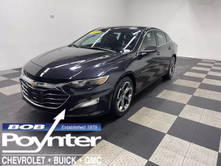 2023 Chevrolet Malibu 1LT photo 1