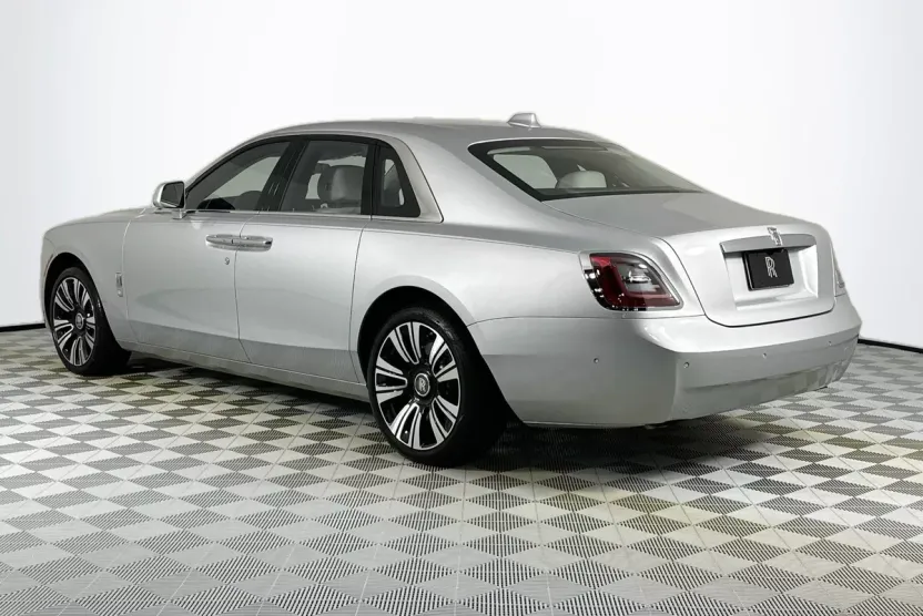 2021 Rolls Royce Ghost RR21 photo 1