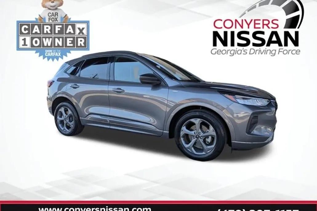 2023 Ford Escape ST-Line photo 1