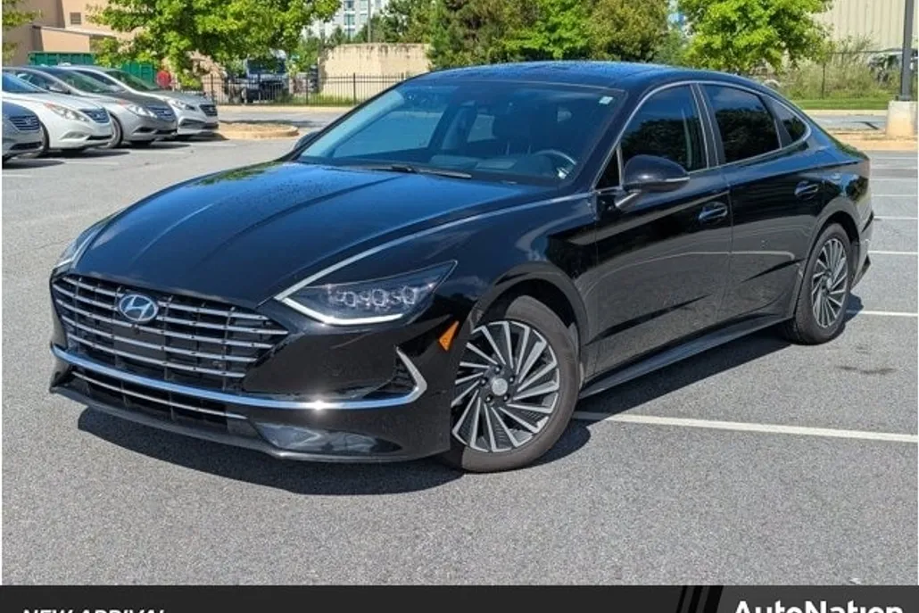 2023 Hyundai Sonata Hybrid Limited photo 1