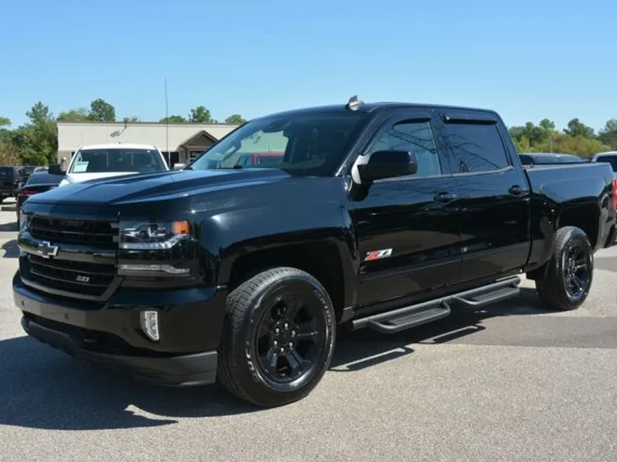 2017 Chevrolet Silverado 1500 LTZ Z71 photo 1