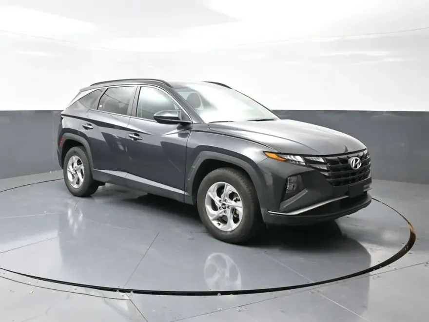 2024 Hyundai Tucson SEL photo 1
